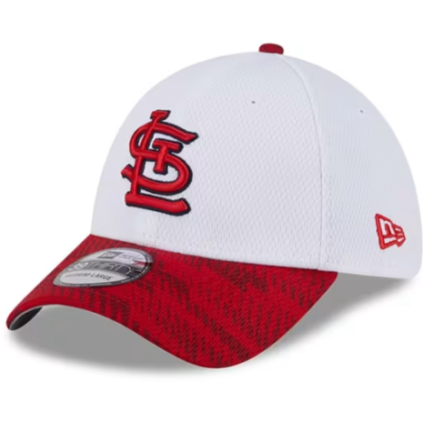 New Era St Louis Cardinals Mens White 2025 Clubhouse Alt 39THIRTY Flex Hat